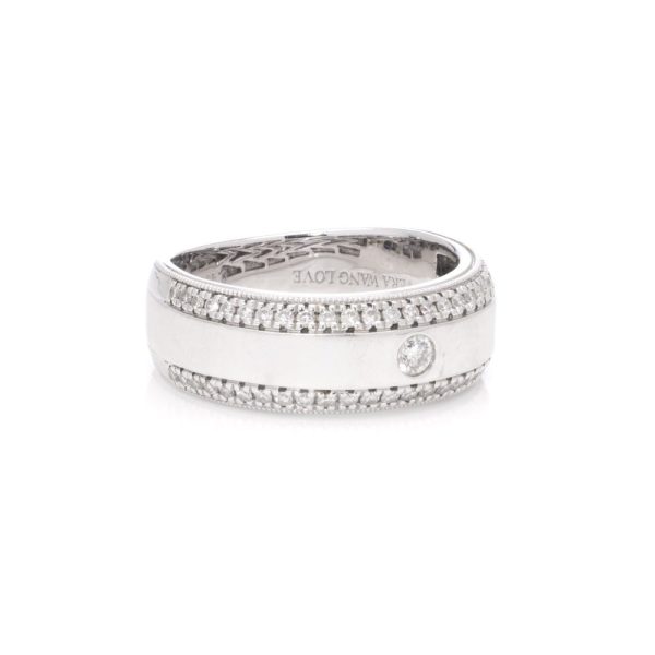 Vera Wang diamond ring in white gold.