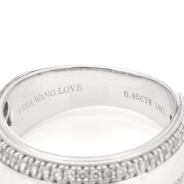 Vera Wang diamond ring in white gold.