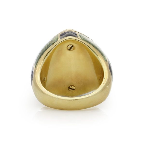 Citrine dome ring in gold.