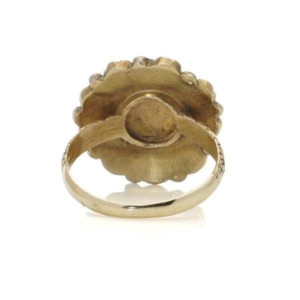 Vintage gold cluster ring with opal, pearls and diamonds.