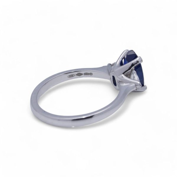 Platinum 1 carat sapphire and diamond ring.