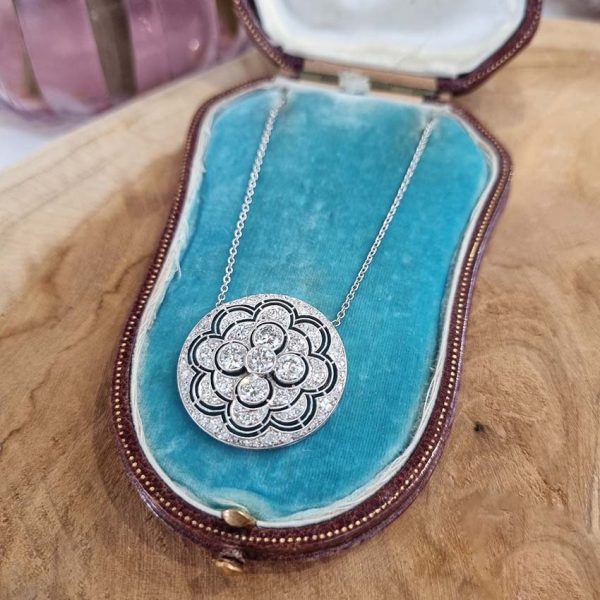 Art Deco 2.2ct Old Cut Diamond Circle Pendant Necklace, circular platinum pendant set with 2.20 carats of old European transitional cut diamonds in stylised floral design