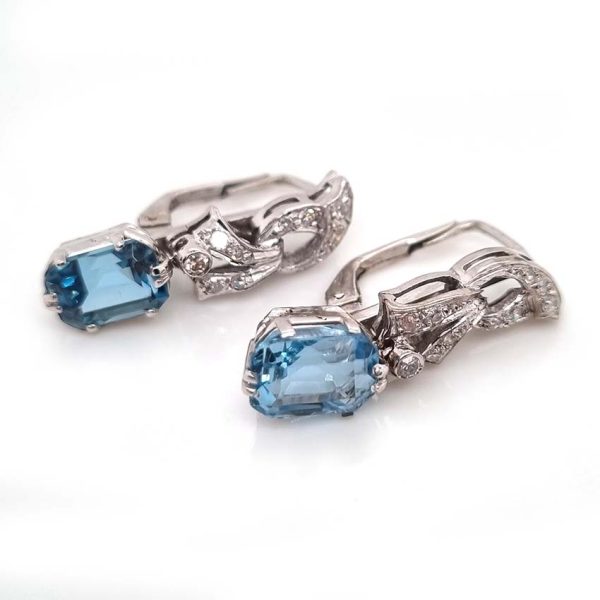 Art Deco Aquamarine and Diamond Drop Earrings, emerald-shaped step-cut aquamarines are suspended from diamond set tops in white gold. Circa 1920