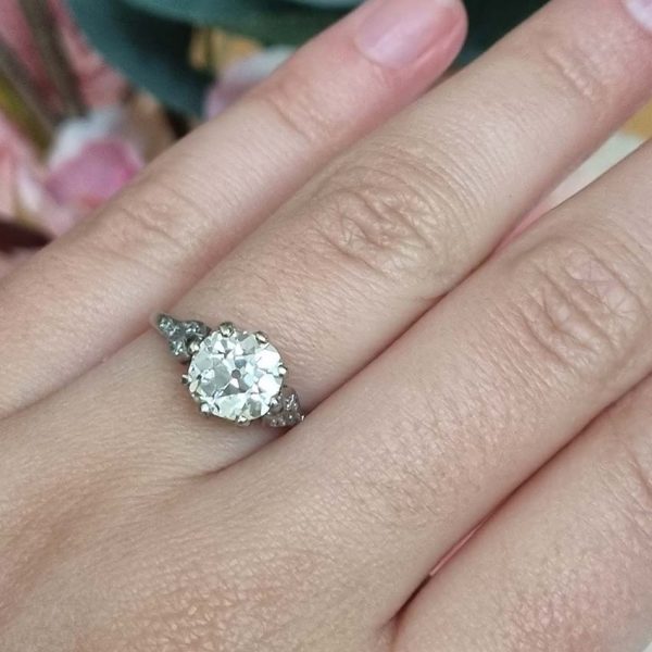 Art Deco 1.90ct Old Mine Cut Diamond Solitaire Engagement Ring in Platinum, single stone 1.90ct old mine-cut diamond coronet set with diamond split shoulders