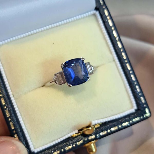 Vintage 2.40ct Ceylon Sapphire and Diamond Engagement Ring in Platinum