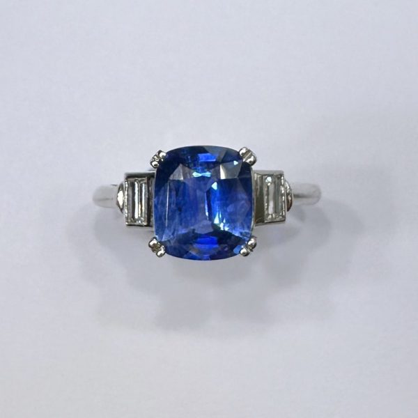 Vintage Ceylon sapphire and diamond engagement ring in platinum