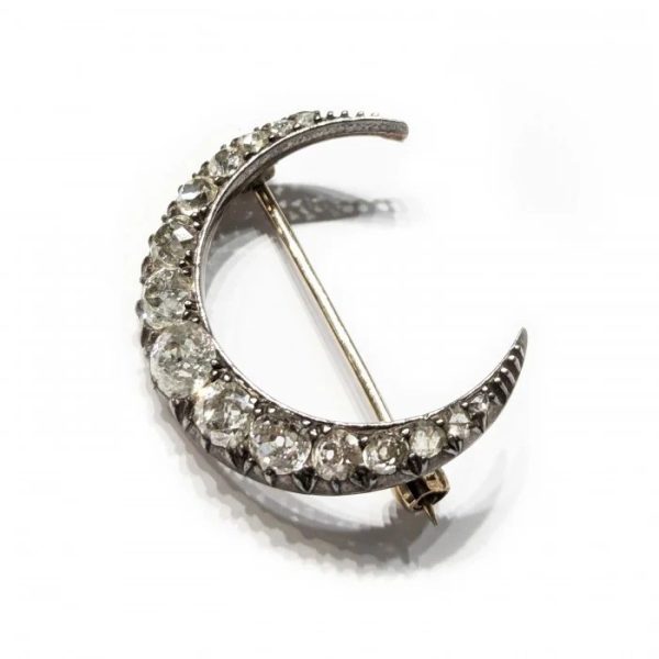Victorian Antique 4ct Old Cut Diamond Crescent Moon Brooch, graduating old-cut diamonds tapering to rose-cut diamonds in silver-upon-gold, Circa 1890