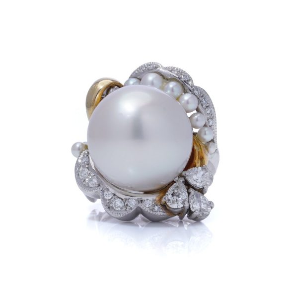Pearl and diamond cocktail ring in platinum and white gold.