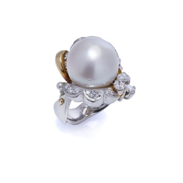 Pearl and diamond cocktail ring in platinum and white gold.