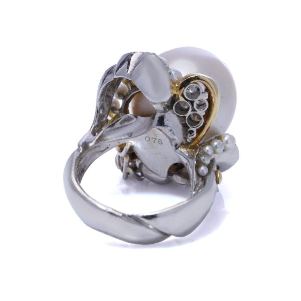 Pearl and diamond cocktail ring in platinum and white gold.