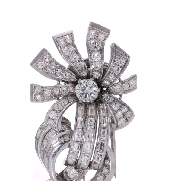 Vintage Cartier diamond brooch in platinum.