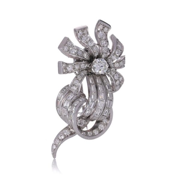 Vintage Cartier diamond brooch in platinum.
