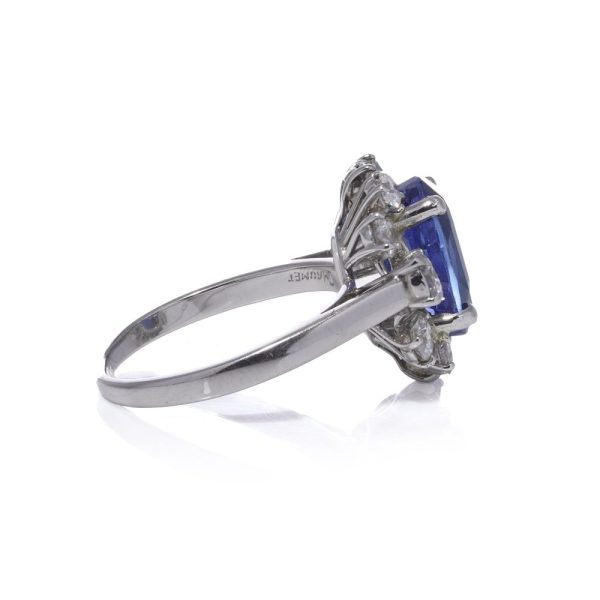 Sapphire and diamond cluster ring in white gold.