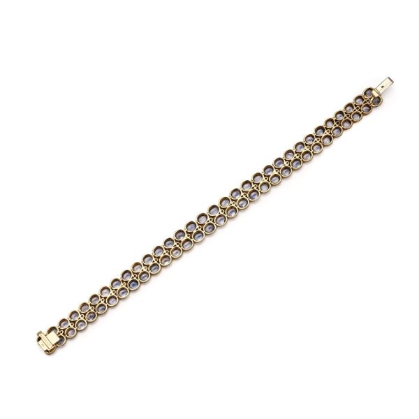 Aquamarine and diamond bracelet in gold.
