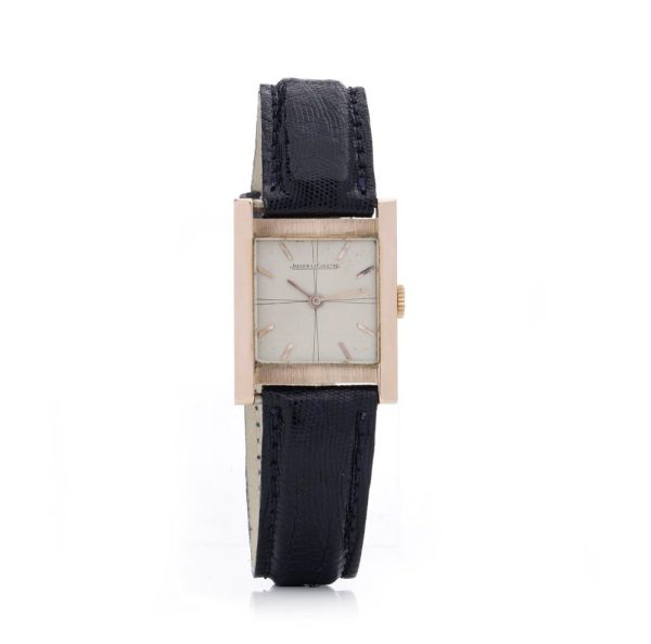 Wristwatch by Jaeger-LeCoultre in yellow gold.