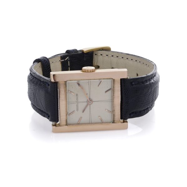 Wristwatch by Jaeger-LeCoultre in yellow gold.