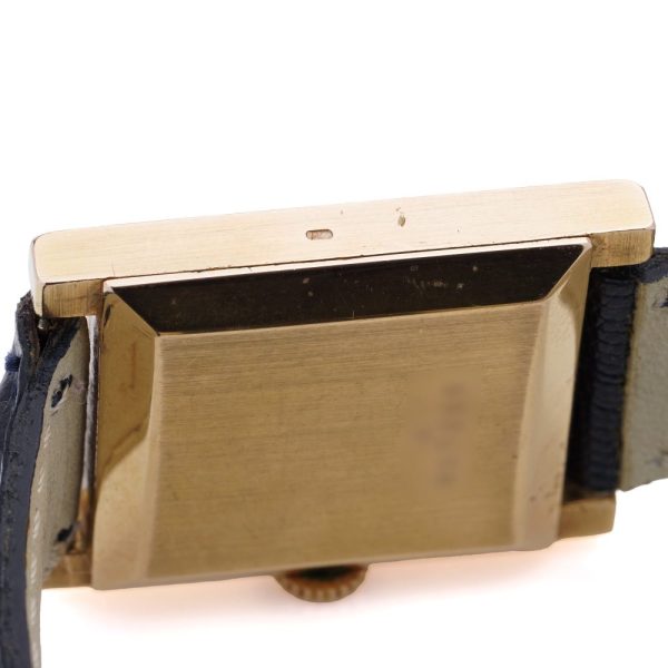 Wristwatch by Jaeger-LeCoultre in yellow gold.