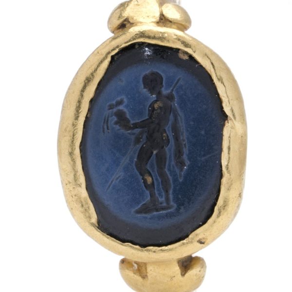 Antique Roman gold ring with Nicolo Intaglio.
