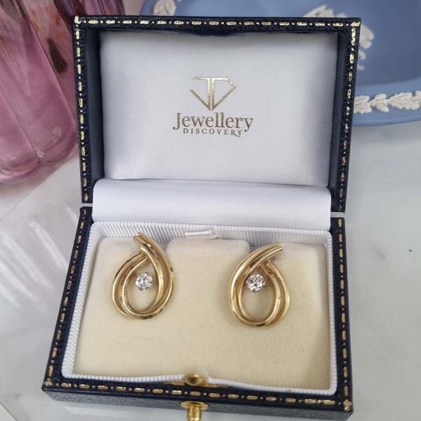Vintage 0.60ct Diamond and Gold Clip On Earrings by Garrards and Co 1970