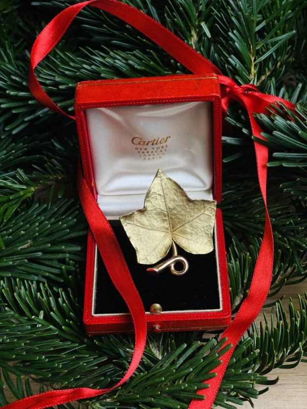 Vintage Cartier gold leaf brooch/