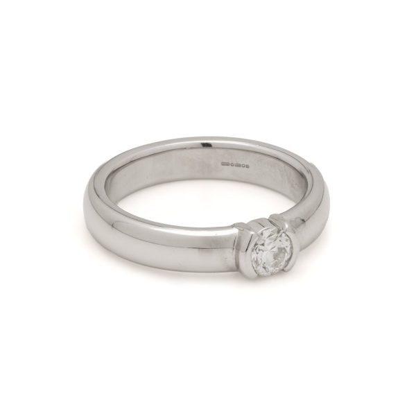 Tiffany and Co Etoile 0.30ct Diamond Solitaire Engagement Ring in Platinum, Tiffany & Co. Etoile sleek polished Platinum band with single stone round brilliant-cut diamond