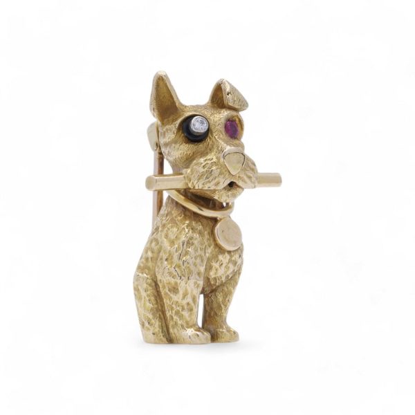 Vintage Cartier schnauzer brooch in yellow gold.