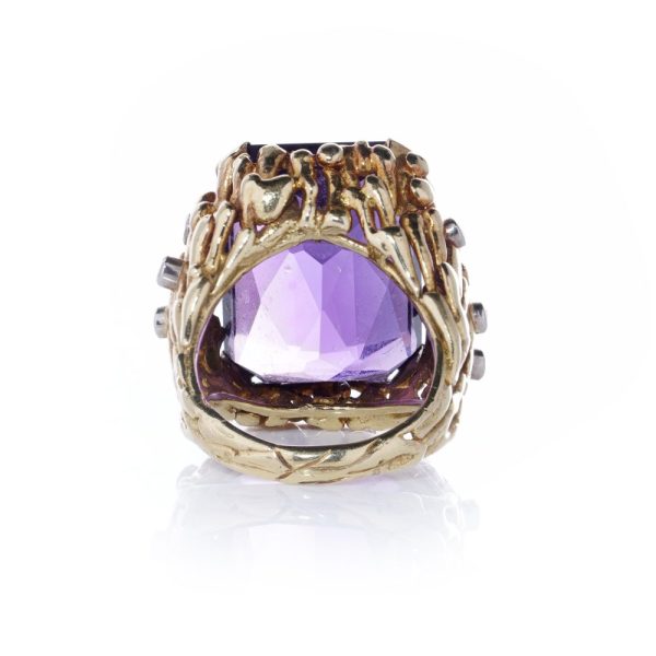 Kutchinsky amethyst ring in yellow gold.