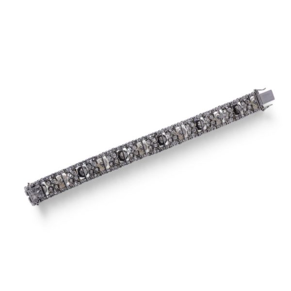 Black and white pearl and diamond bracelet in platinum