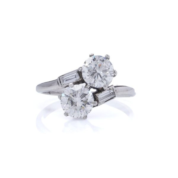Toi et Moi diamond ring in platinum.