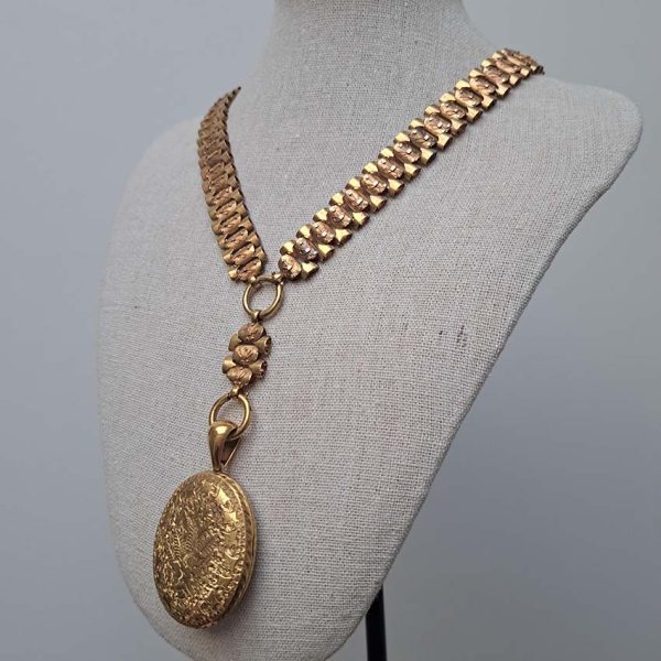 Victorian Antique Gold Chain Necklace with Locket Pendant, striking 15ct yellow gold intricate decorative chain necklace suspends oval gold locket pendant