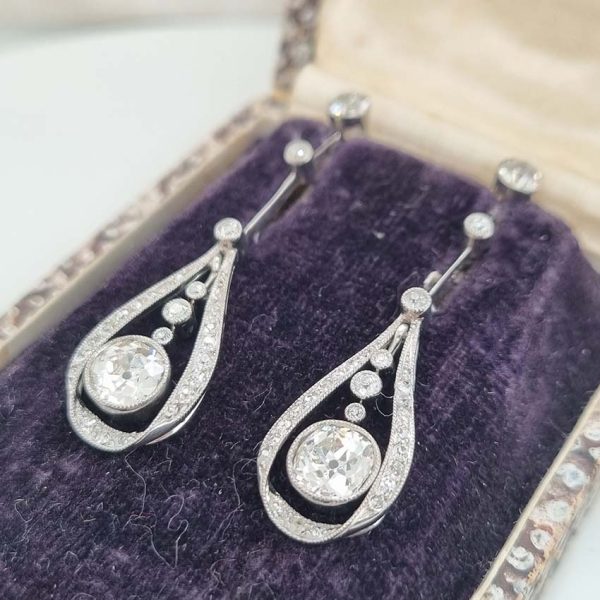 Antique Edwardian Belle Epoque Old Cut Diamond Drop Earrings, millegrain set in platinum. Circa 1900