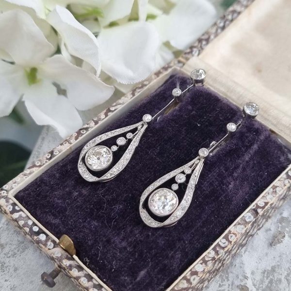 Antique Edwardian Belle Epoque Old Cut Diamond Drop Earrings, millegrain set in platinum. Circa 1900