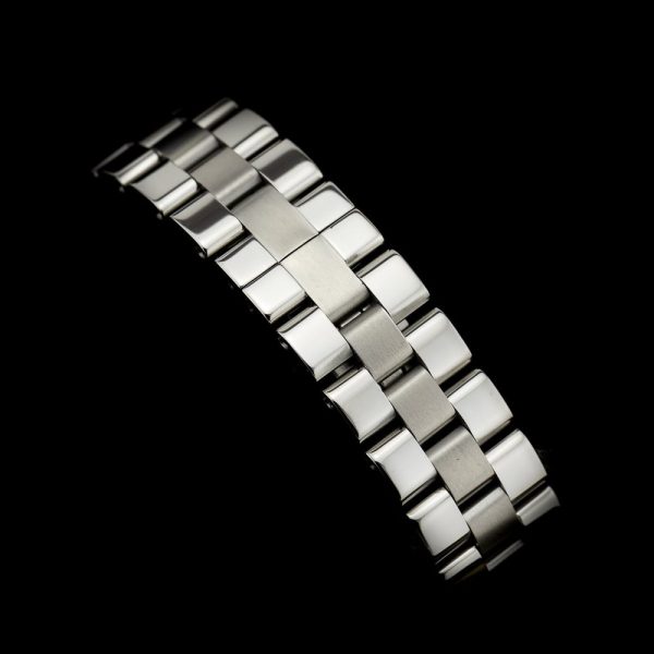 Ladies Cartier Roadster Stainless Steel W62016V3 Pink Face Quartz Watch with Papers dated 2004