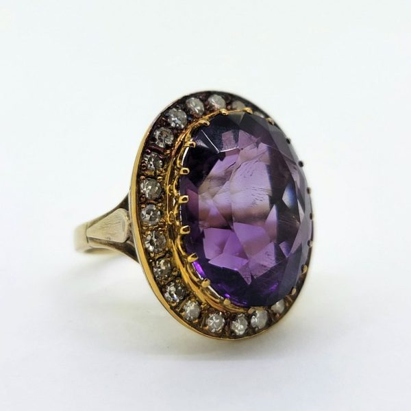 Oval Amethyst and Diamond Cluster Ring in Yellow Gold, oval purple amethyst surrounded by a halo of sparkling diamonds