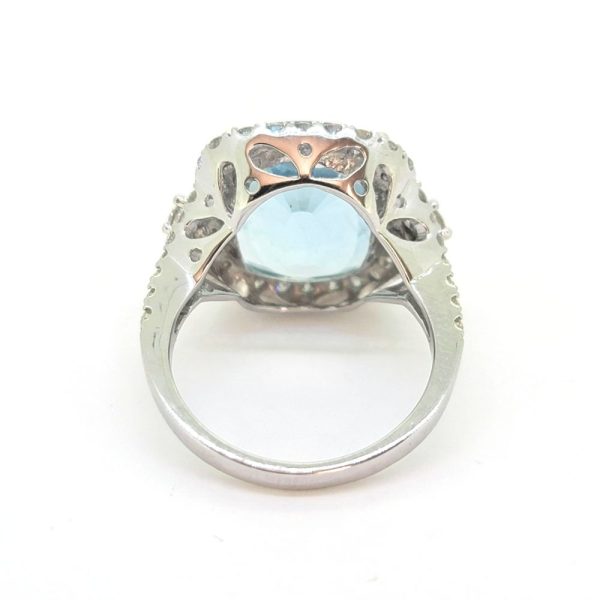 8ct Cushion Cut Aquamarine and Diamond Cluster Cocktail Dress Ring, large 8.08ct cushion-shaped aquamarine within halo of diamonds in 18ct white gold with tapered triangular diamond-set shoulders