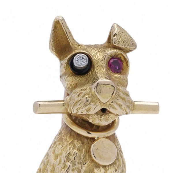 Vintage Cartier schnauzer brooch in yellow gold.