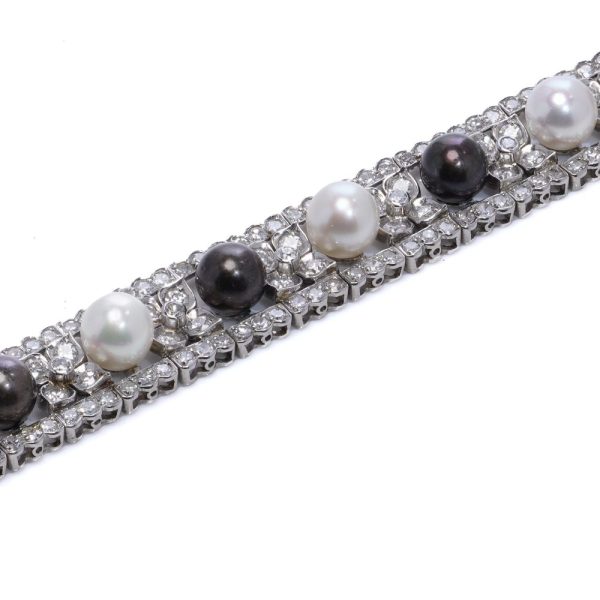 Black and white pearl and diamond bracelet in platinum
