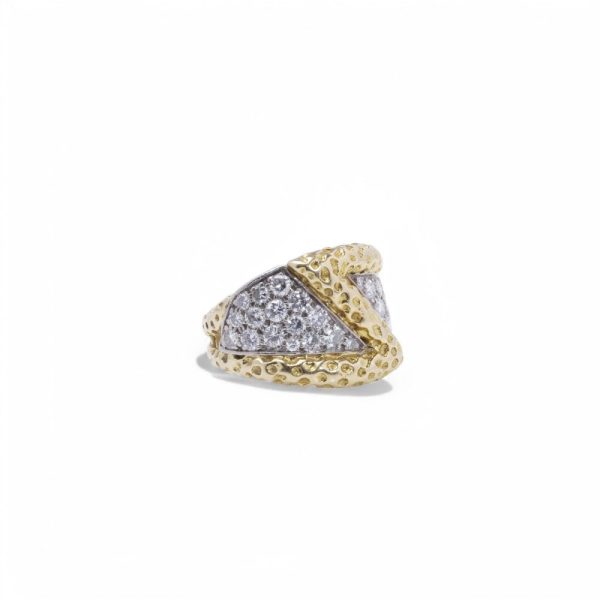 Kutchinsky diamond wide band ring in gold.