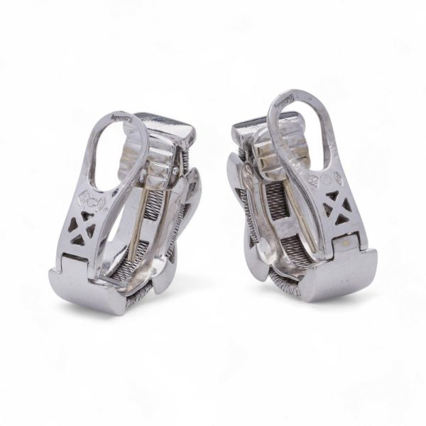 Vintage Kutchinsky diamond earrings in white gold.