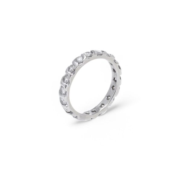 Diamond eternity ring in white gold.