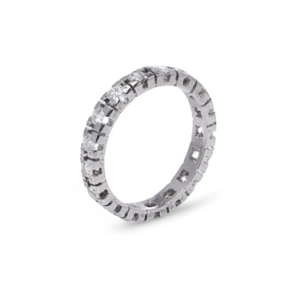 Diamond eternity ring in white gold.