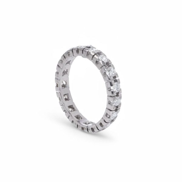 Diamond eternity ring in white gold.