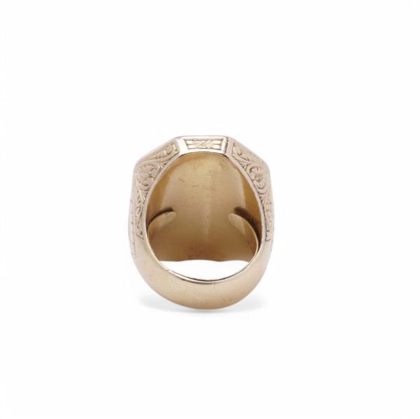 Gold stag signet ring.