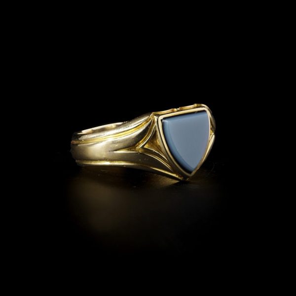 Victorian sardonyx shield signet ring in gold.