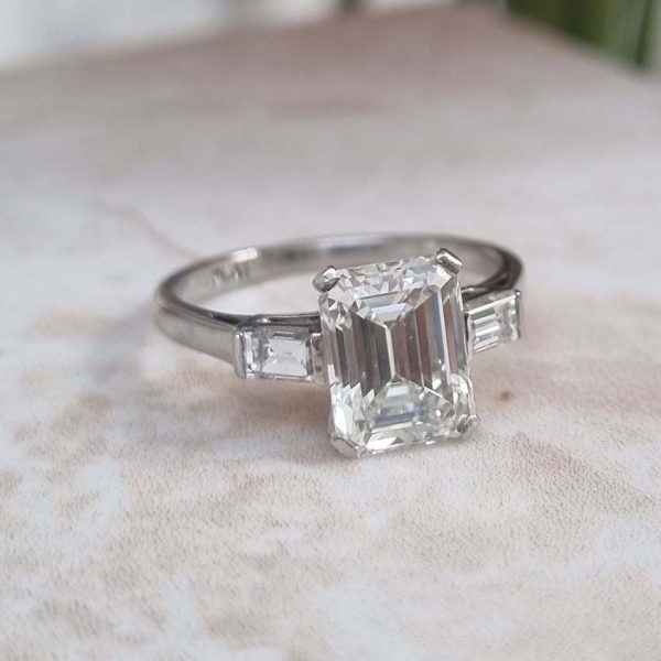 Single Stone 2.41ct Emerald Cut Diamond Solitaire Engagement Ring with Baguette Shoulders in Platinum