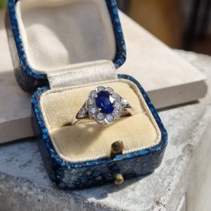 Sapphire and diamond cluster ring in 18ct white gold