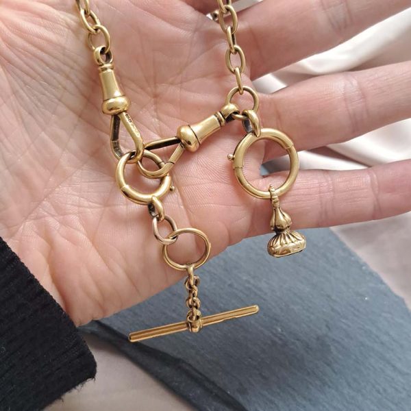 Antique 18ct Yellow Gold Albert Chain Necklace with T Bar, oval links chain with double lobster clasps with jump ring, T/Bar and seal pendant drops