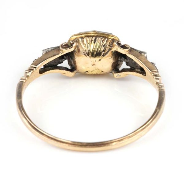 Rare Georgian 2ct Pointed Diamond Solitaire and Table Cut Diamond Trilogy Ring, 2ct high point flanked by table-cut diamonds in silver to rose gold