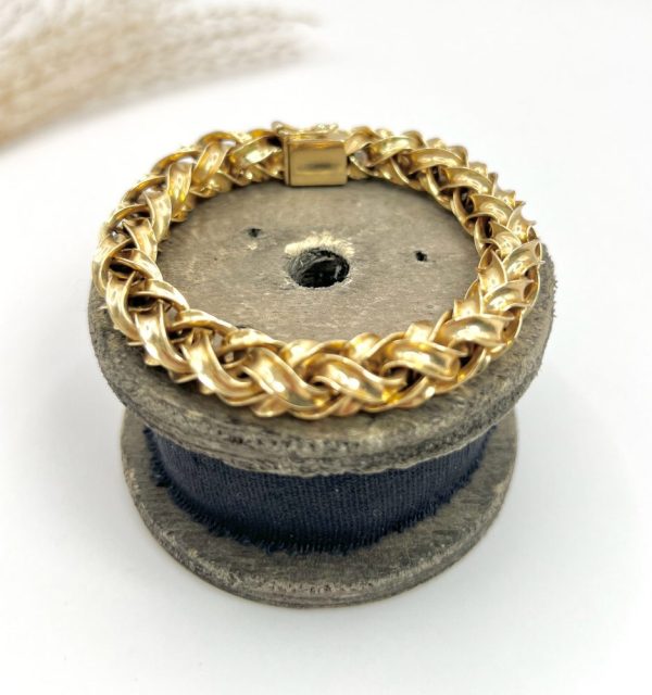 Vintage 18ct Yellow Gold Fancy Twist Link Bracelet, Circa 1940s, 18ct yellow gold unique fancy twist spiral link design with integral clasp and figure-eight safety catch