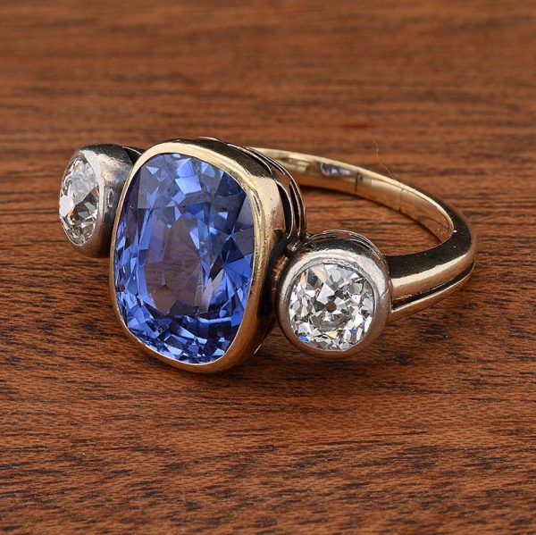 Victorian Antique 10ct No Heat Ceylon Sapphire and Diamond Three Stone Trilogy Engagement Ring in Silver and 18ct Gold with Laboratory Certificate Sri Lanka